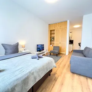  Apartment Moderne Im Zentrum Der Altstadt - Altbau Flair, Wlan
